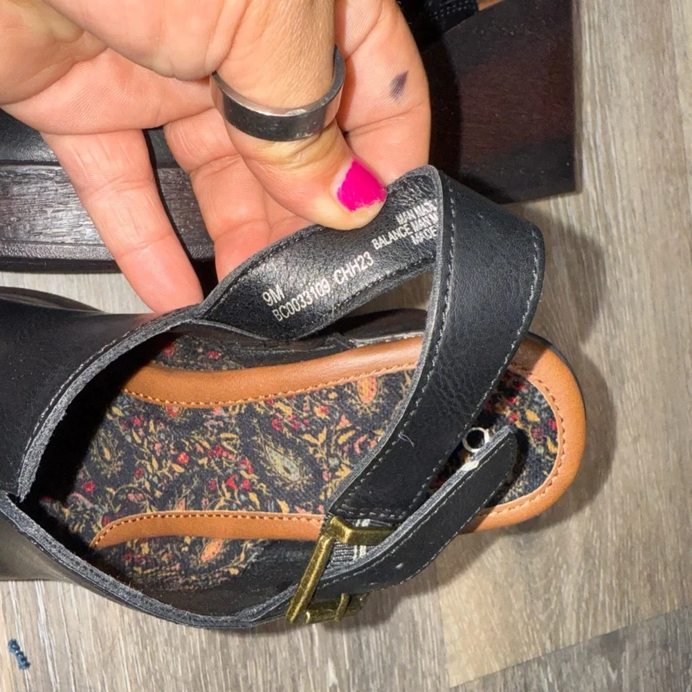 Born ankle strap wedge closed toe brown/black size 9M ankle strap womens leather - Picture 7 of 13